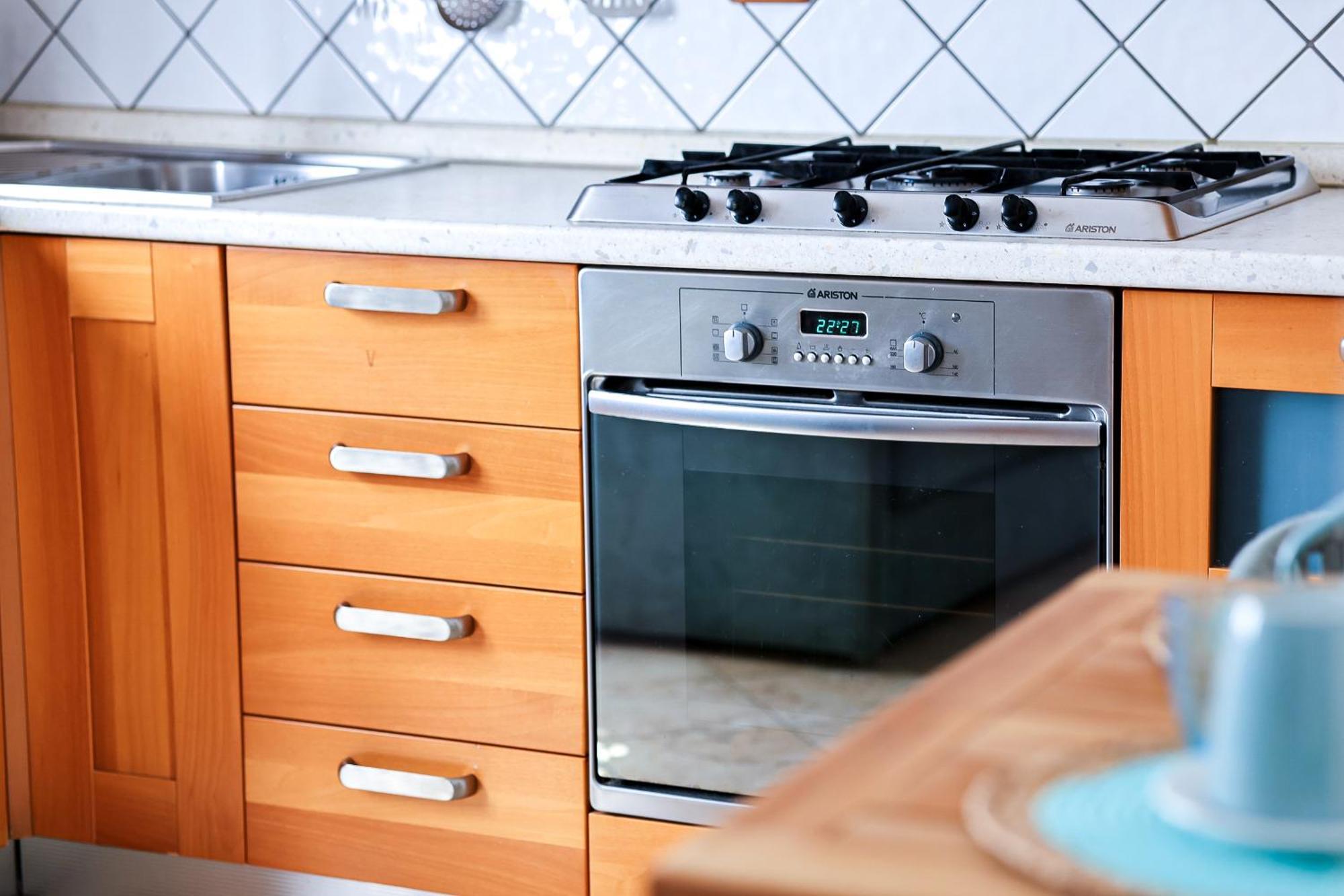 カスティリオーネ・デッラ・ペスカーイアCasa Acqua Marinaアパートメント エクステリア 写真
