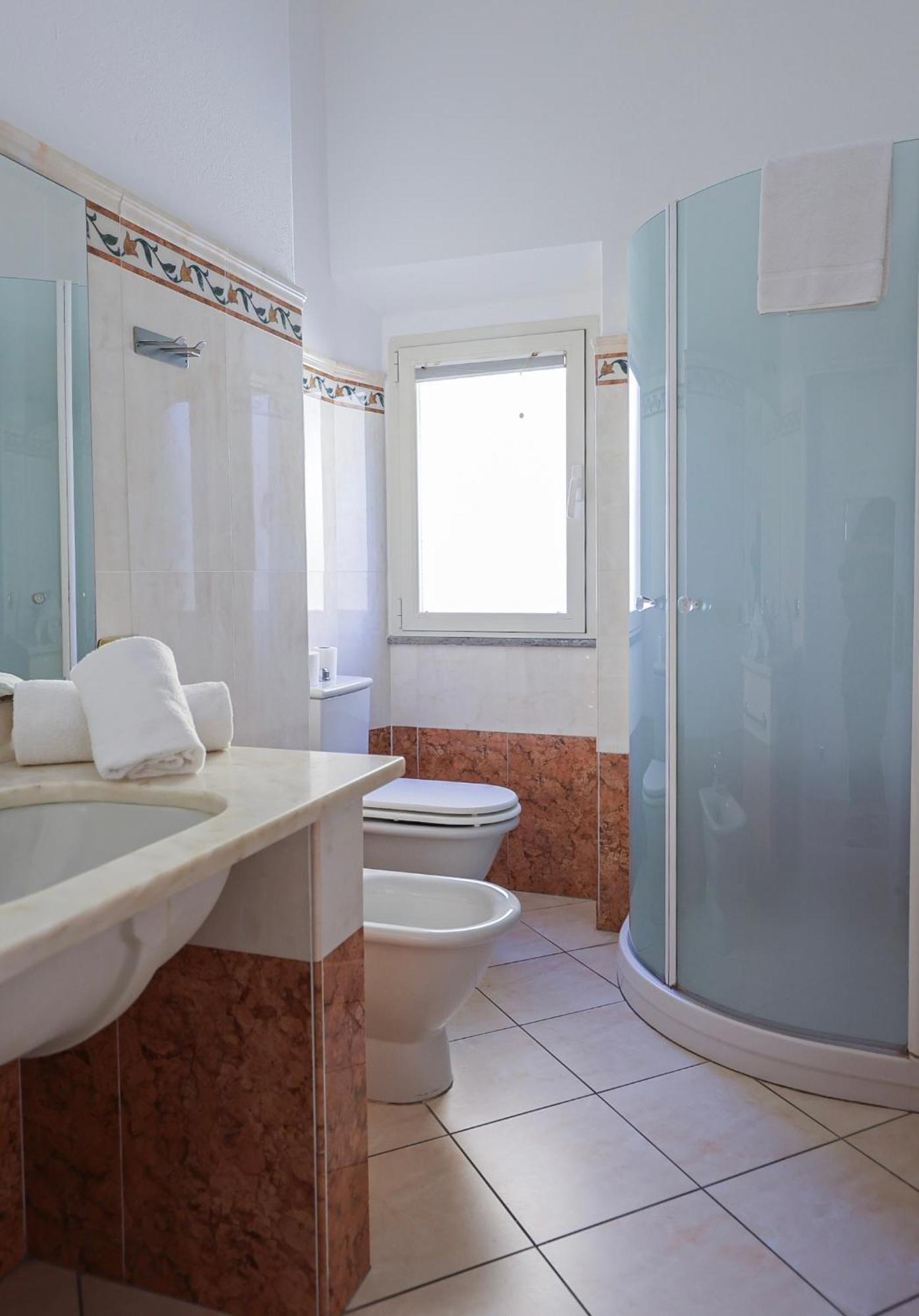 カスティリオーネ・デッラ・ペスカーイアCasa Acqua Marinaアパートメント エクステリア 写真